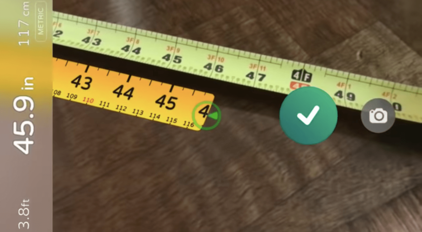 Convenient taking of measurements through an AR app